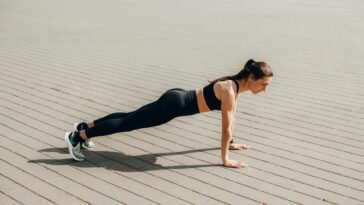 bodyweight push up exercise