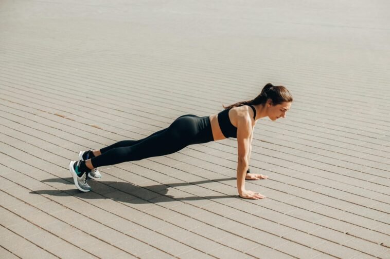 bodyweight push up exercise