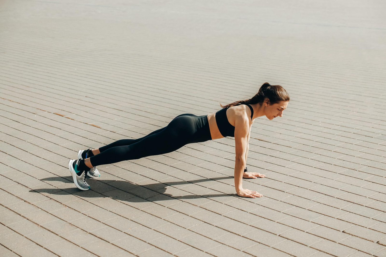 bodyweight push up exercise