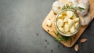 Why You Should Be Eating Way More Garlic (Like, Right Now)