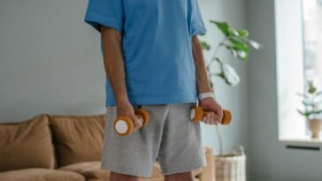 How I Actually Lost Weight Training in My Living Room